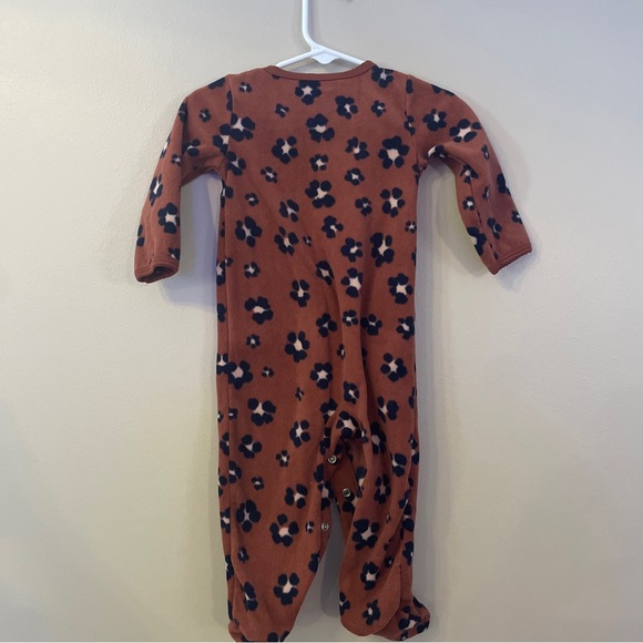 Carter's baby girl 9 month fleece brown leopard print snap-up sleep & play - Picture 4 of 6